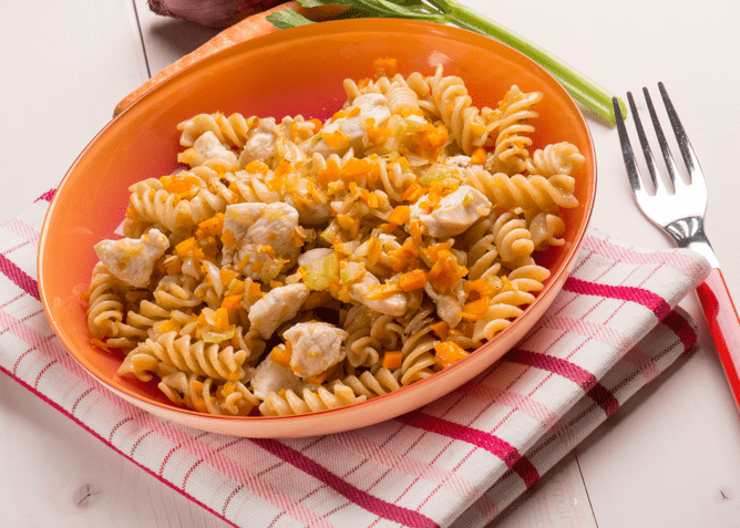 Makaroni sa piletinom i povrćem - Recept