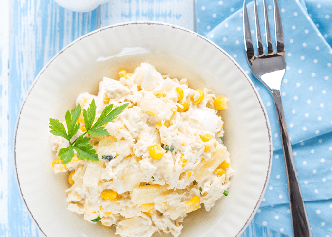 Pileća salata sa pavlakom i kukuruzom - Recept