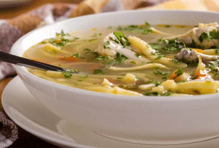 Pileća supa sa rezancima - Recept