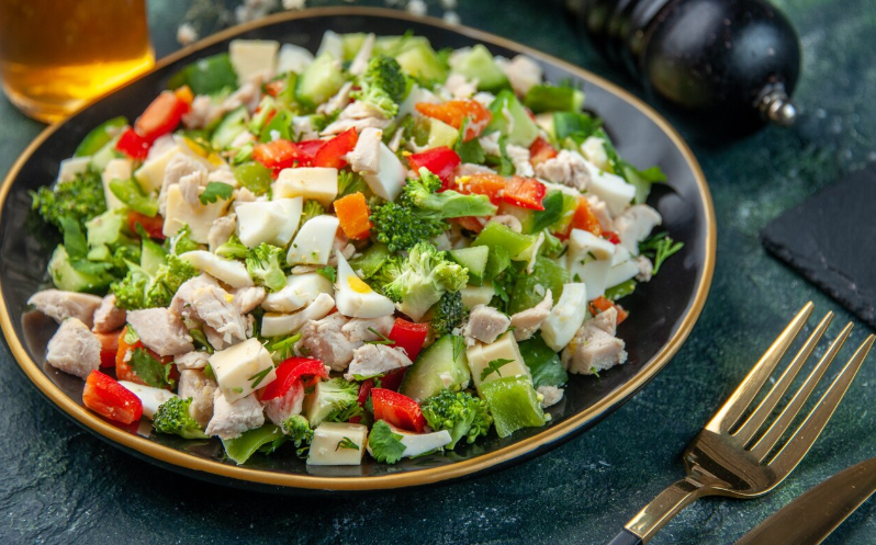 Pileća salata – brzi recept